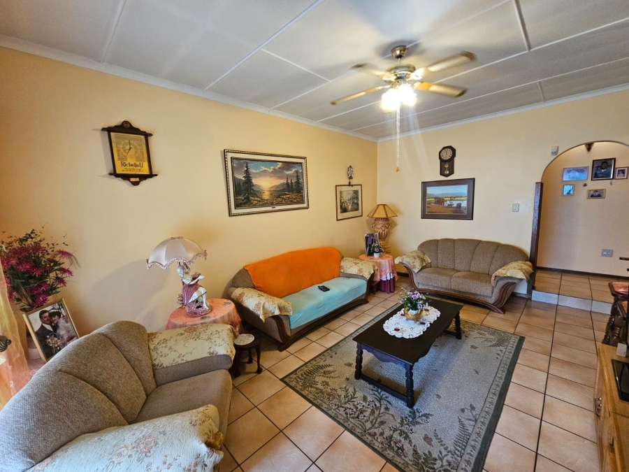 4 Bedroom Property for Sale in Odendaalsrus Free State